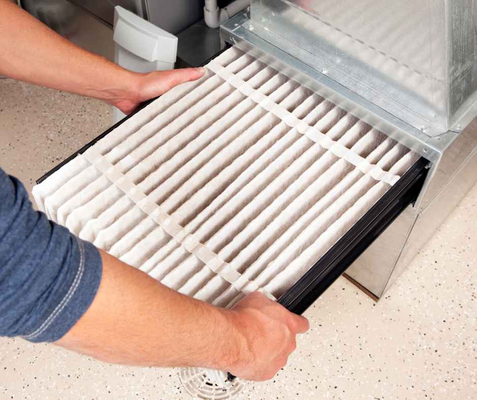 Changing the filter of a furnace